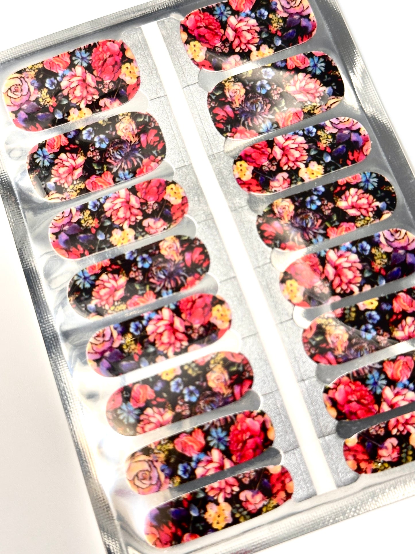 Midnight Bloom Nagel Wraps
