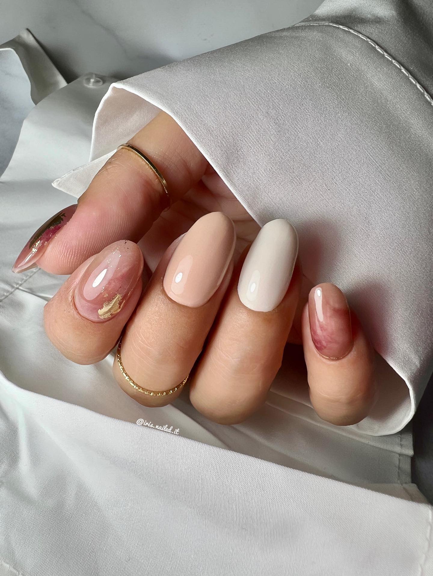 Gel Nail Stickers Natural Gold Marble