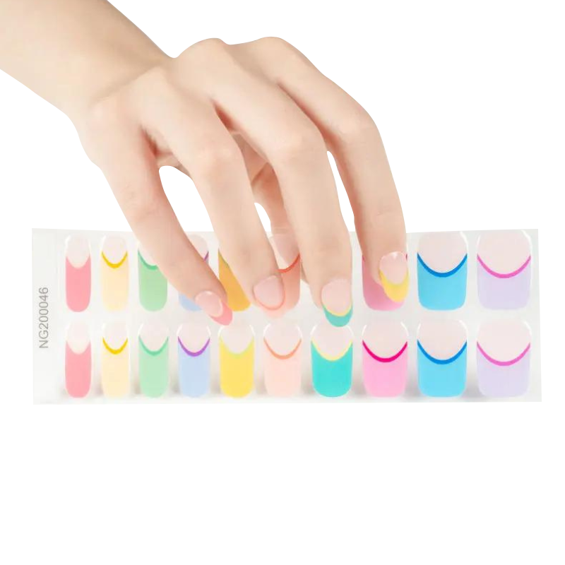 French manicure gellakstickers met transparante basis en pastelgekleurde tips voor een moderne, kleurrijke twist
