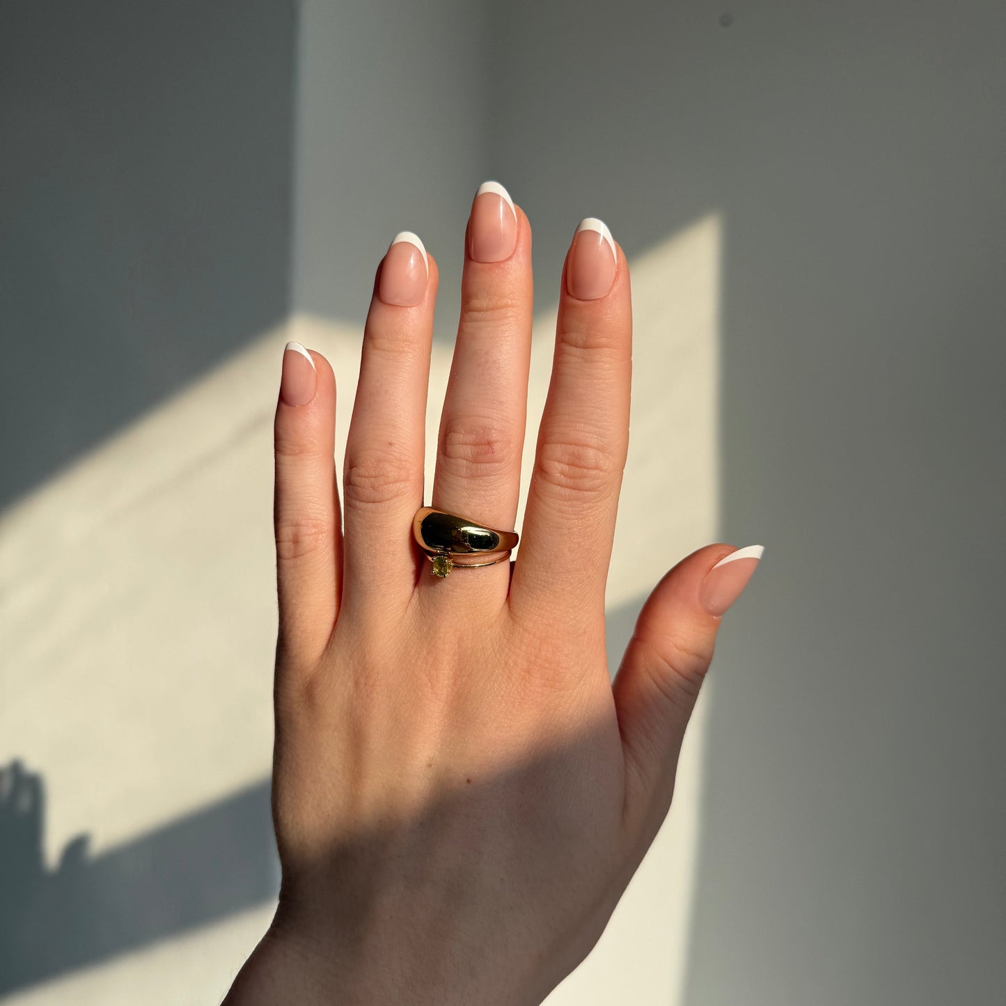 Ovale plaknagels in french manicure