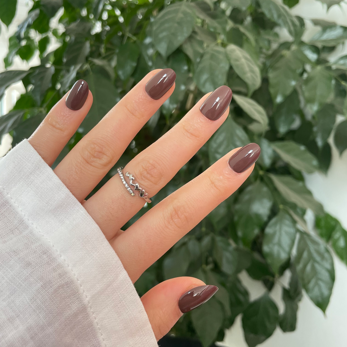 Mooie bruine ovale press-on nagels, perfect voor het najaar/herfst maar kan ook prima het hele jaar door