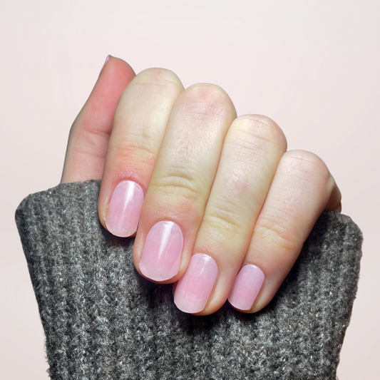 De light pink gellakstickers van BIMA Nails, een mooie licht roze kleur, semi transparant. 