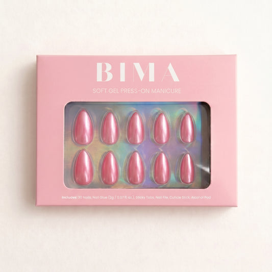 Roze almond plaknagels in de BIMA Nails verpakking